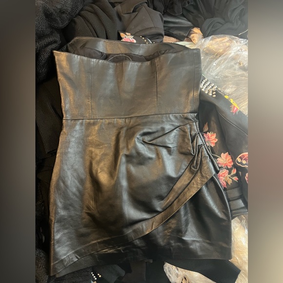 Zeynep Arcay Leather Mini Dress - Picture 7 of 8